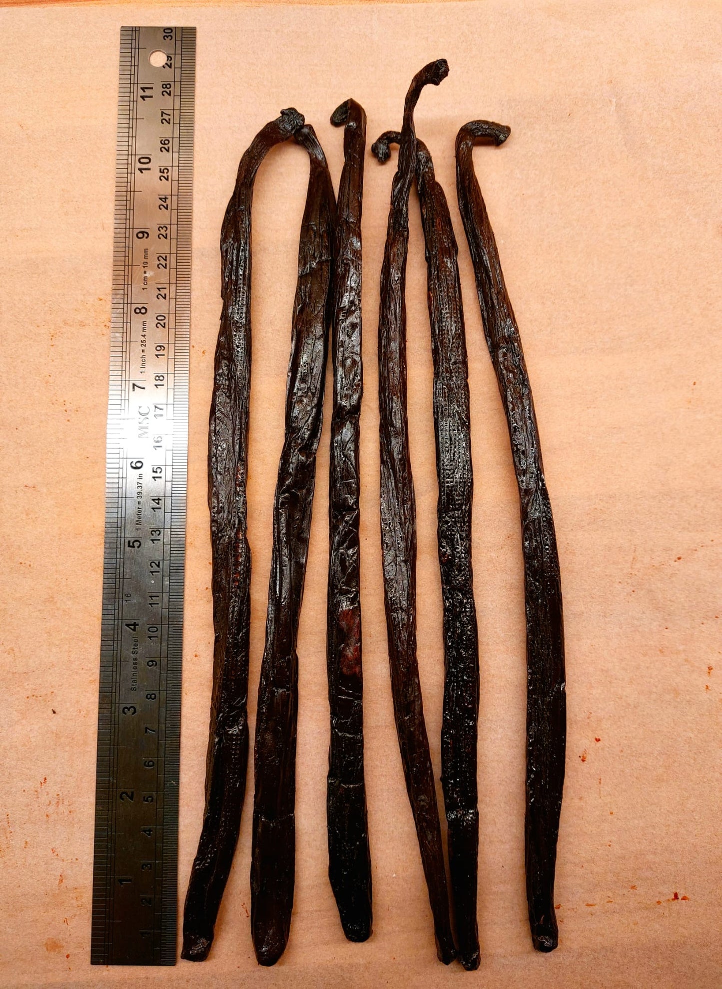 XL Pompona Madagascan Vanilla Pods (x2)