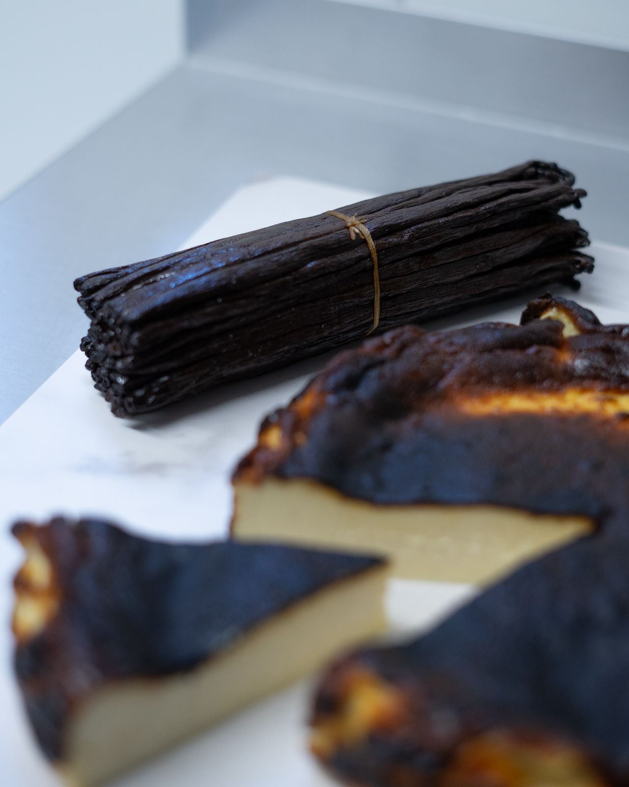 ‘Grade A’ Madagascan Bourbon Vanilla Pods (1 Kg)